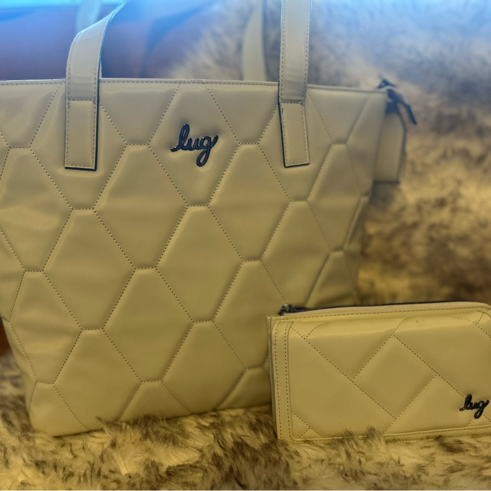 Lug Quilted Cream Tote and Wallet Set